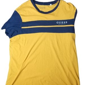 GUESS T shirt